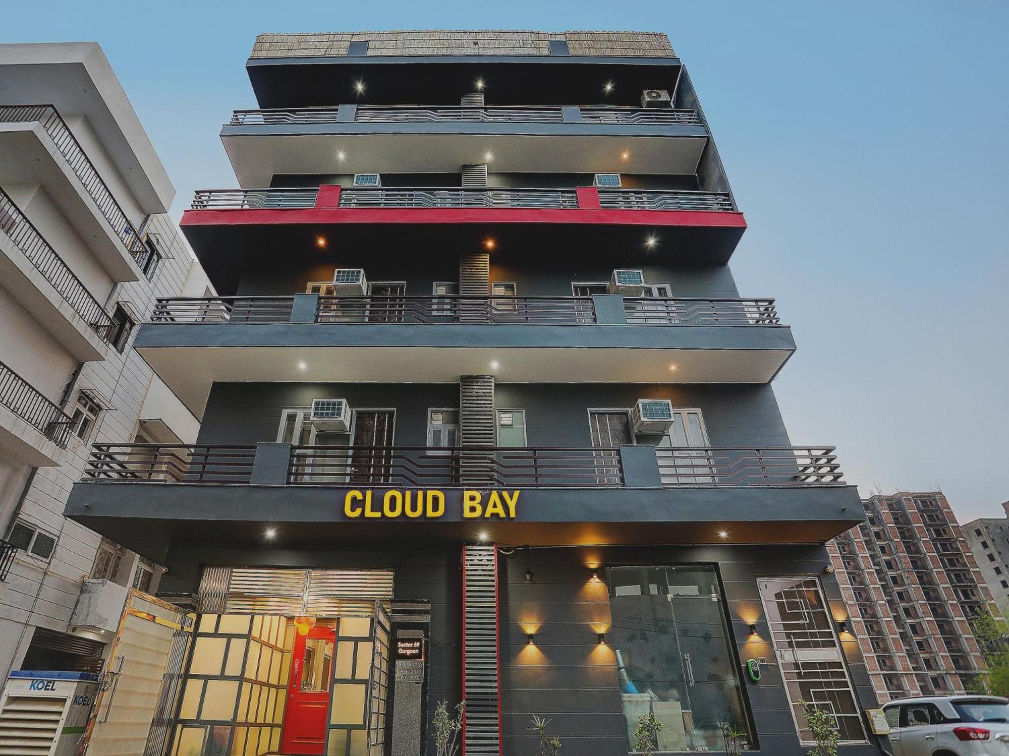 Super Townhouse Cloud Bay, Near Genpact, Sector-69, Gurgaon Hotell Exteriör bild